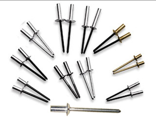 封闭拉钉.jpg 封闭拉钉.jpg